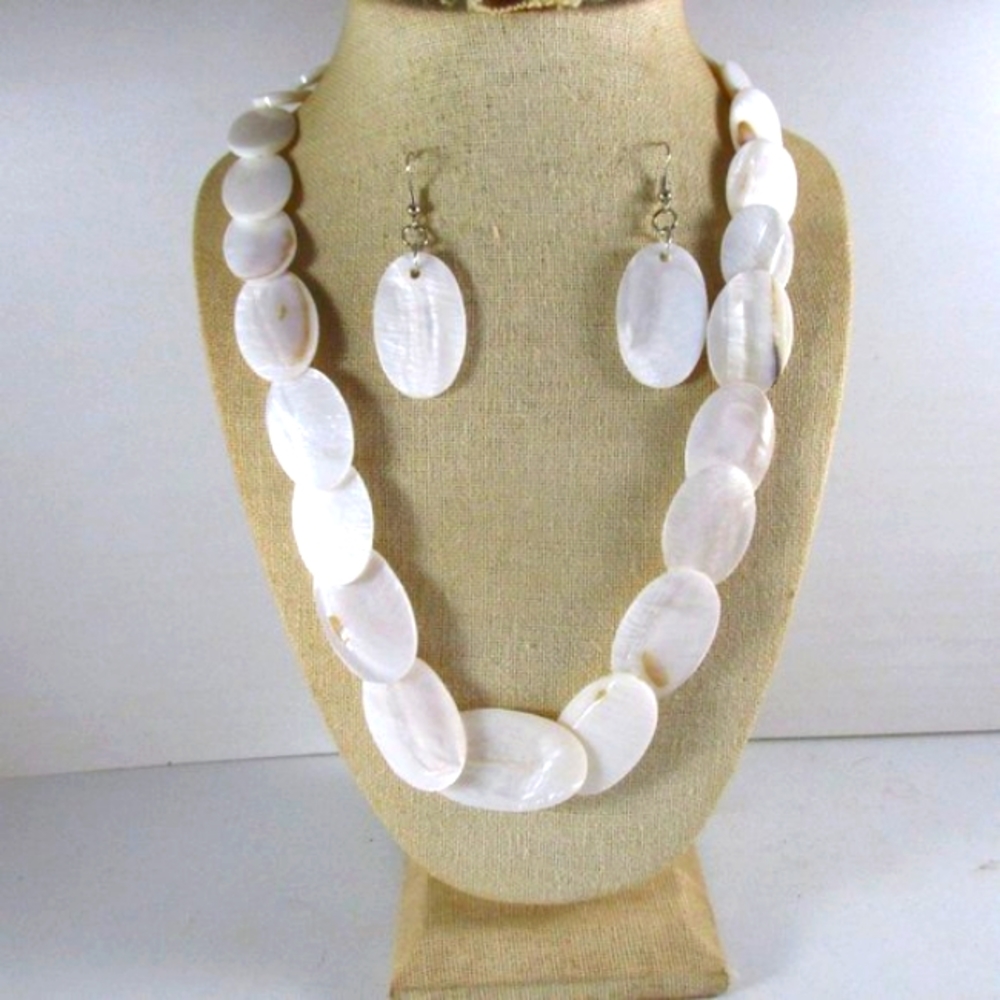 Genuine White iridescent MOP Oval Strand Silver Necklace Set